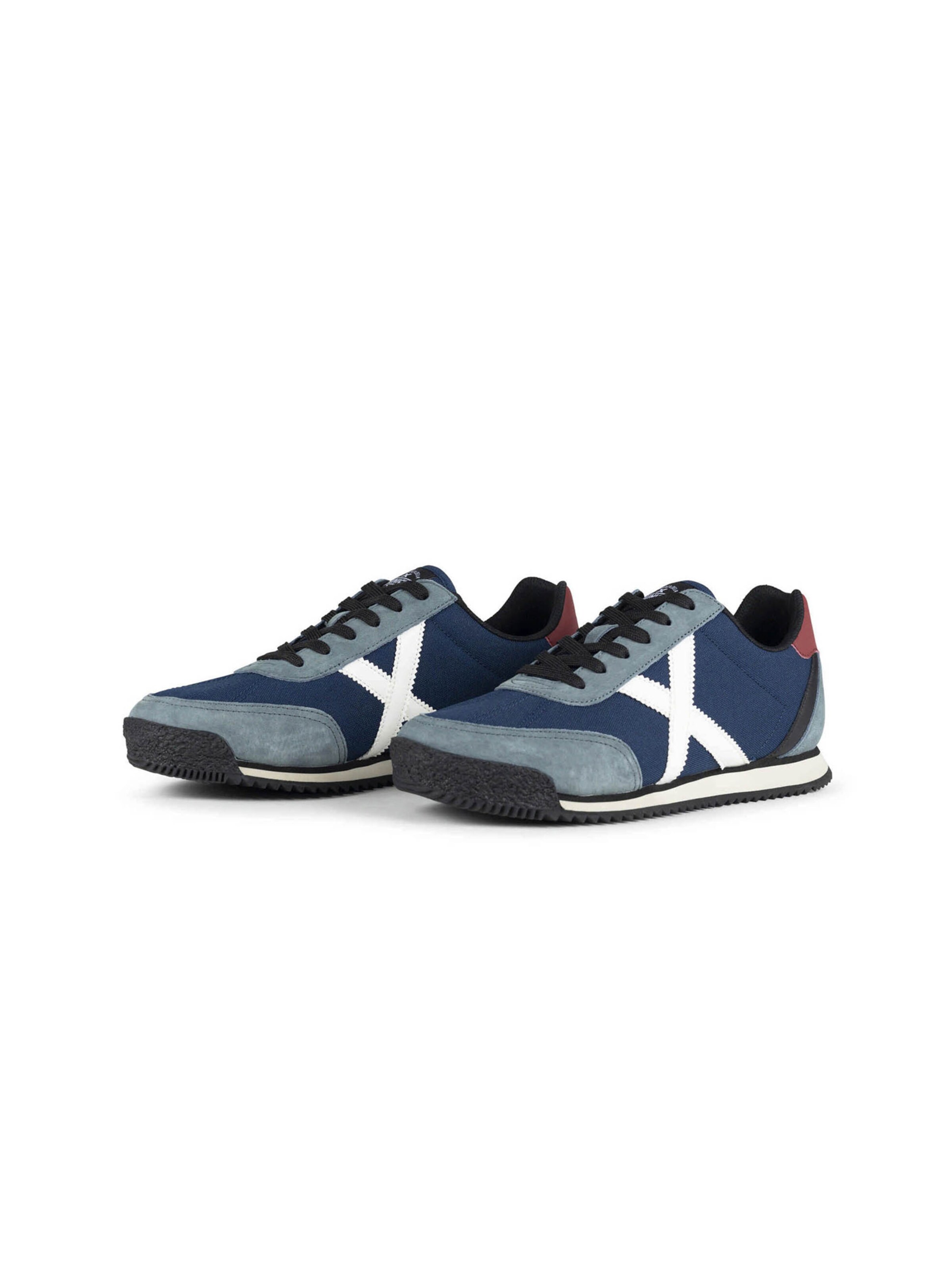 Baskets basses 'RIBER' MUNICH en bleu : devant