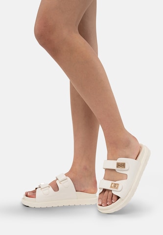 Mule Salinyang en blanc