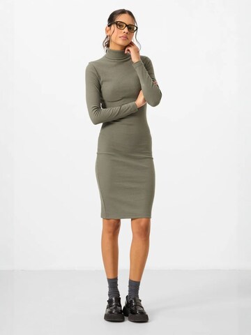 Tommy Life Midi Kleid in Grün
