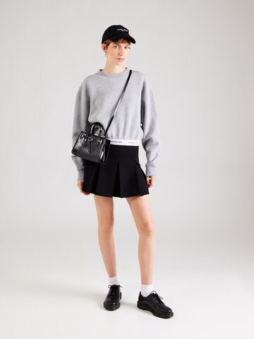 Tommy Jeans Sweatshirt i grå
