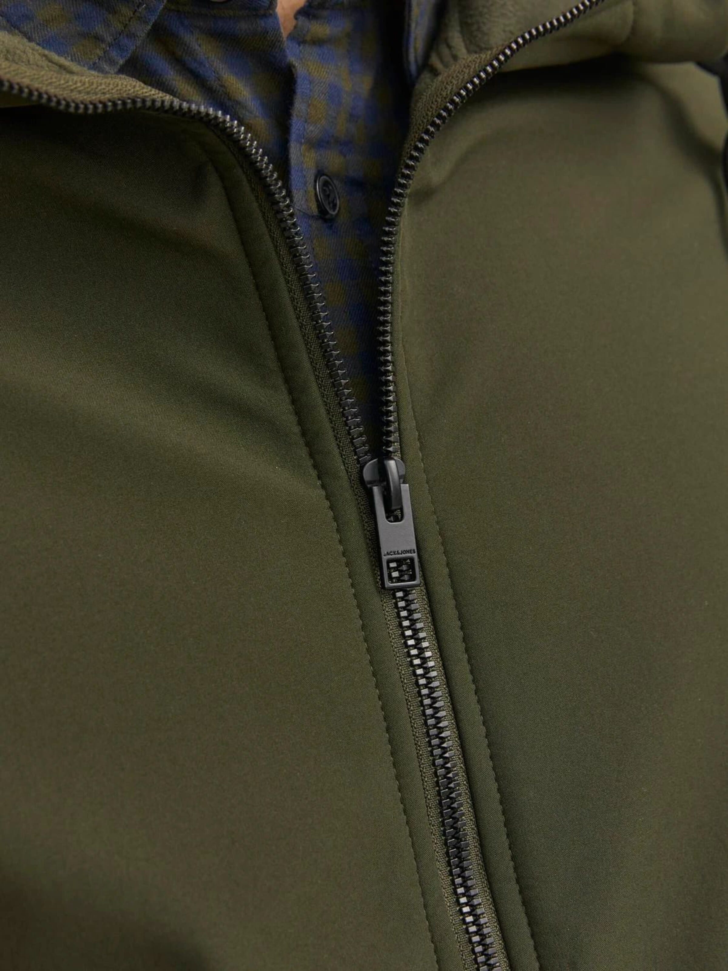 Veste mi-saison 'Basic' JACK & JONES en vert