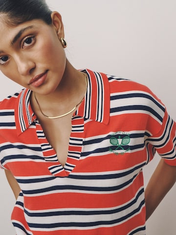 Next Svetr – červená