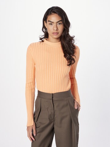 Gina Tricot Sweater in Orange: front