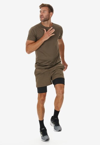 ENDURANCE Regular Shorts in Grün