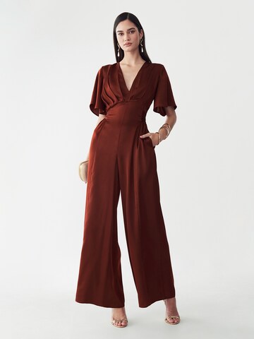 Willa Jumpsuit in Brown: front