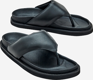 Flip-flops 'Tiana' de la EDITED pe negru