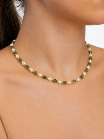 Fräulein Wunder Necklace 'Elisa' in Green: front