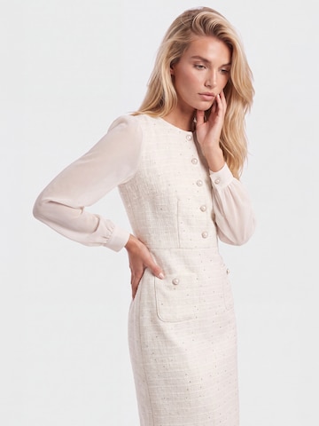 APART Kleid in Weiß