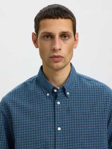 SELECTED - Ajuste regular Camisa 'SLMCole' en azul