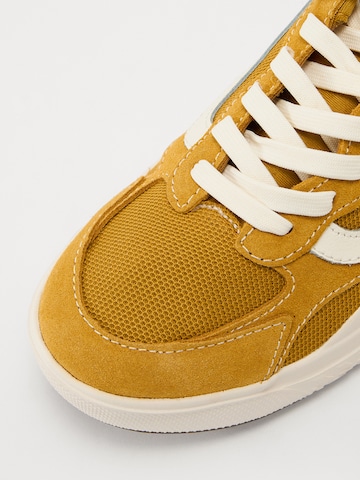 VANS Platform trainers 'UltraRange Neo' in Yellow