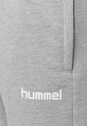 Effilé Pantalon de sport Hummel en gris