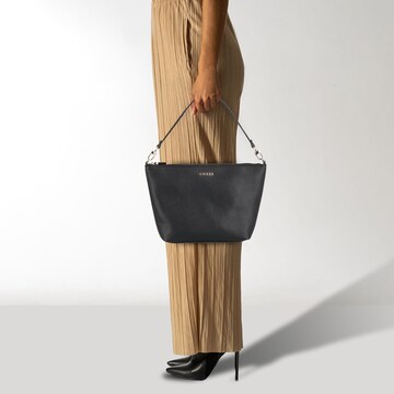 Shopper 'Anadela' di GUESS in nero