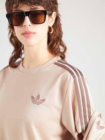 ADIDAS ORIGINALS Тениска 'FB' в бежово