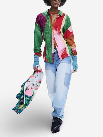 Maglietta 'CAM_TUTIFRUTTI 26SWCWX4' di Desigual in verde