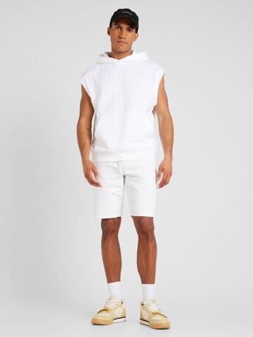 Felpa di Calvin Klein Jeans in bianco
