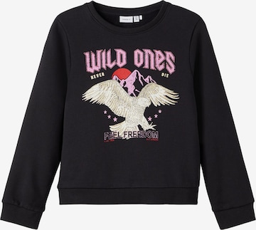 NAME IT - Sweatshirt 'Wild ones' em preto: frente