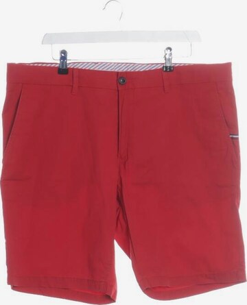 TOMMY HILFIGER Shorts in 38 in Red: front