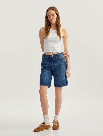 Koton Regular Shorts in Blau