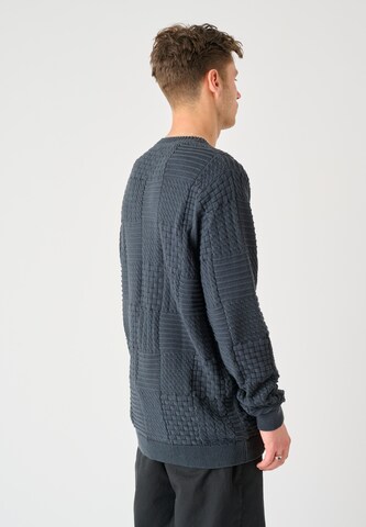 Cleptomanicx Sweater 'Blockage' in Blue