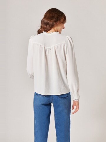 NAF NAF Blouse 'Hipopo' in Beige