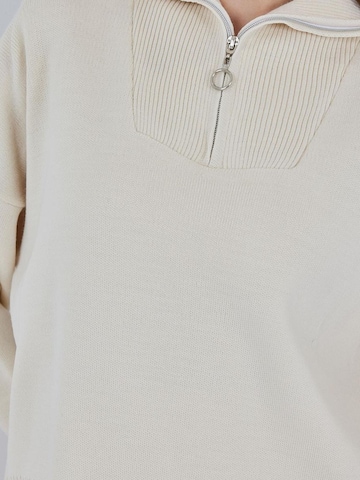 Tailleur di Bigdart in beige