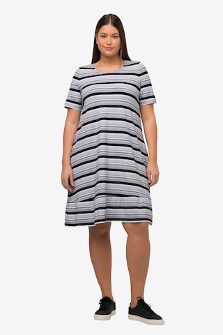 Ulla Popken Dress in Grey: front