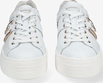 Nero Giardini Sneakers 'E409967D' in White