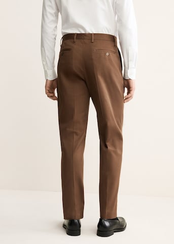 MANGO MAN Regular Pleat-Front Pants in Brown