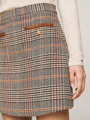 TOMMY HILFIGER Rok in Bruin