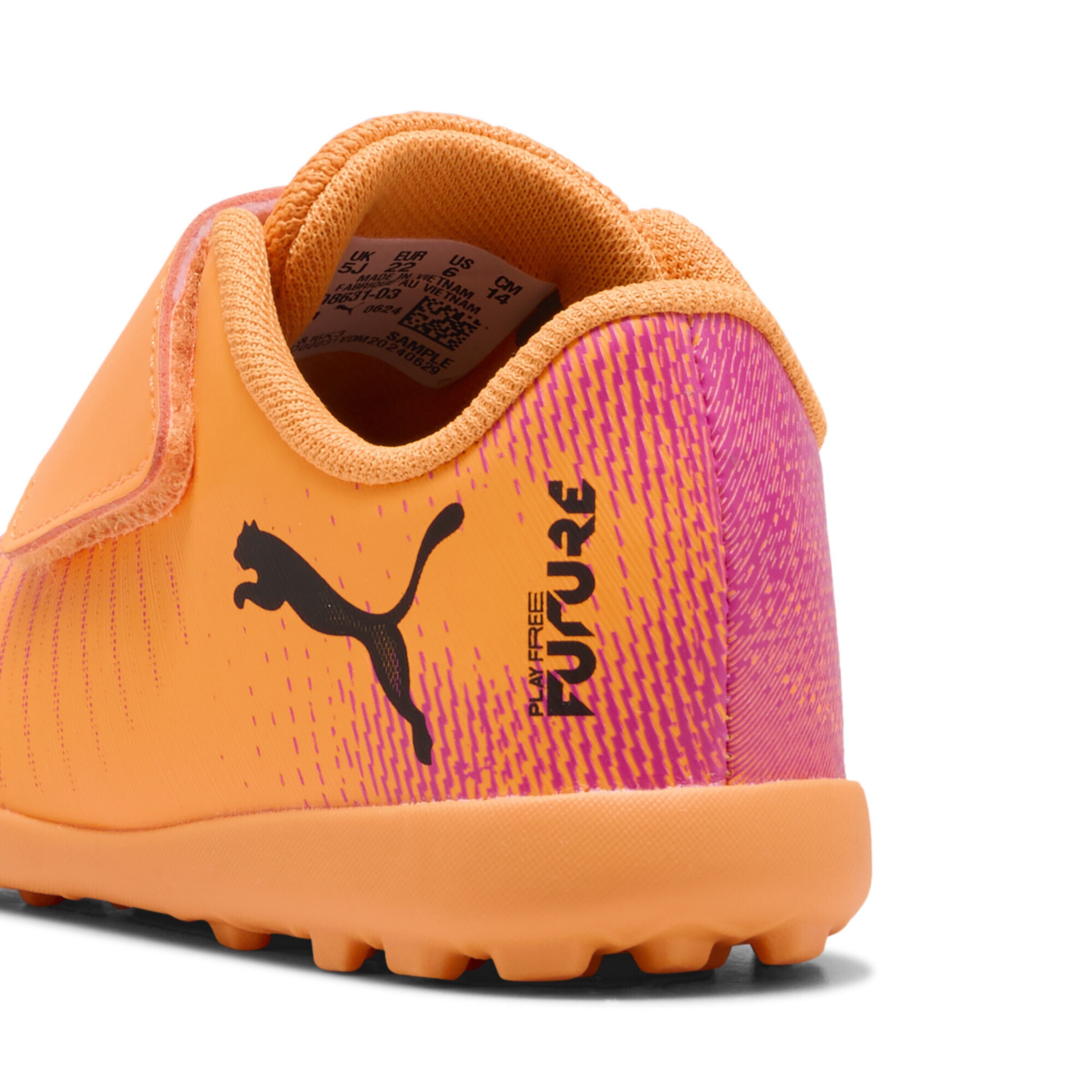 PUMA Fußballschuh in Orange