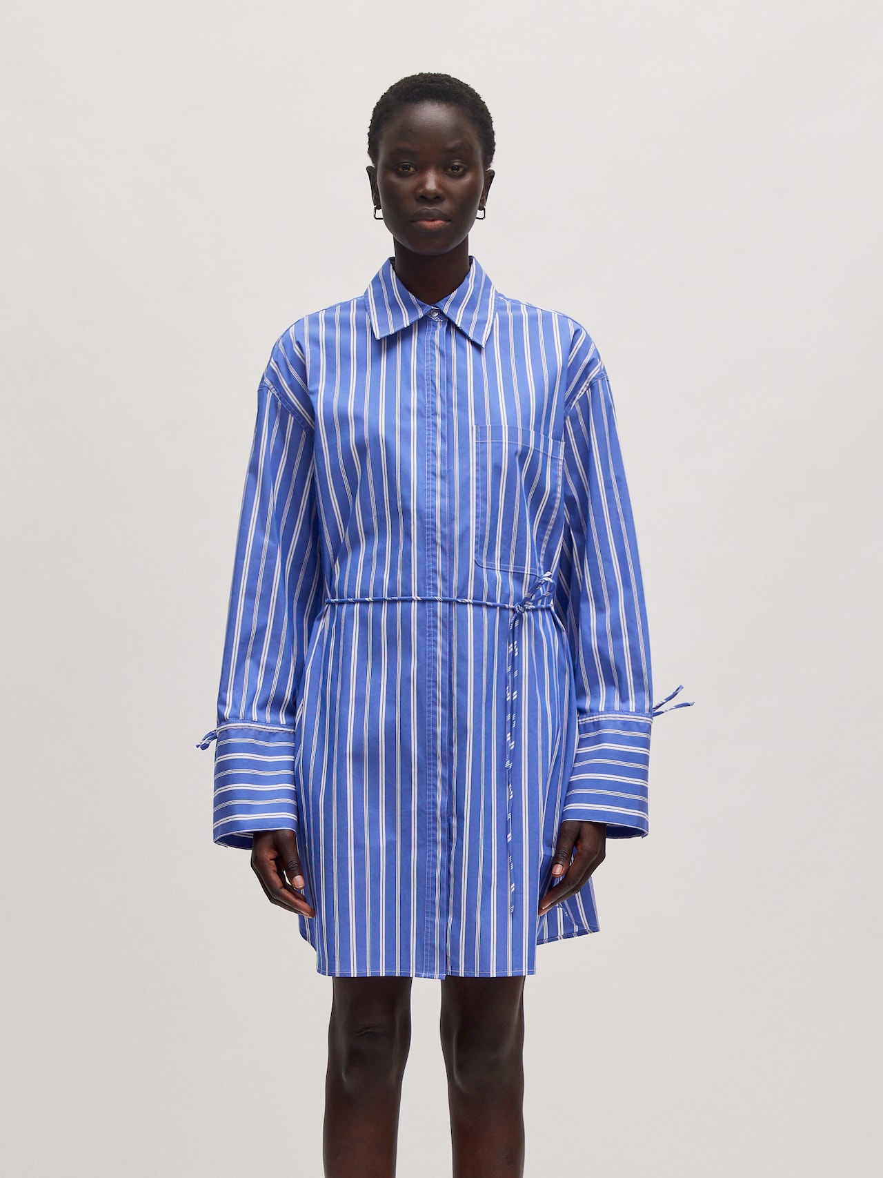 EDITED Produkte Kleid 'Deloris' blau