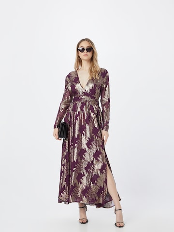 Robe Warehouse en violet