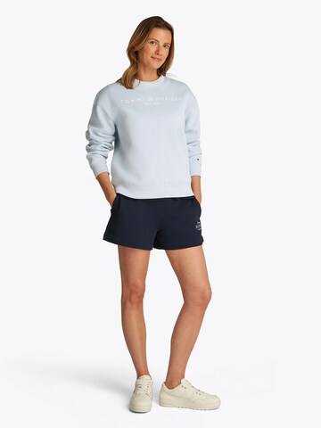 TOMMY HILFIGER Sweatshirt i blå