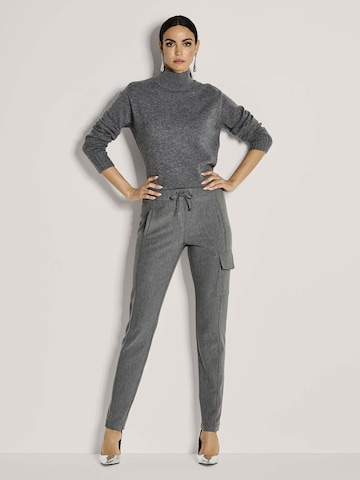 Effilé Pantalon MADELEINE en gris