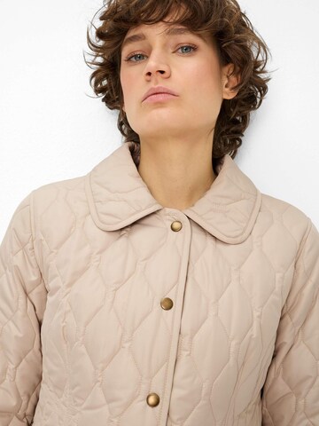 Fuchs Schmitt Between-Season Jacket in Beige