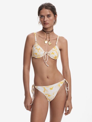 T-shirt Top per bikini 'Tulip' di Desigual in bianco: frontale