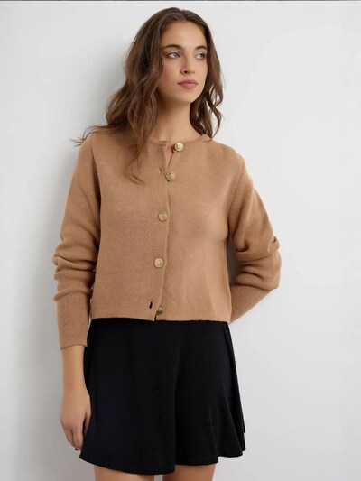 Hiccup Cardigan en S en moka, Vue avec produit