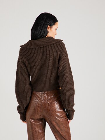 Pull-over 'Lio' ABOUT YOU x Chiara Biasi en marron