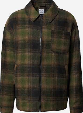 ABOUT YOU x Rewinside Between-season jacket 'Adrian' in Green: front