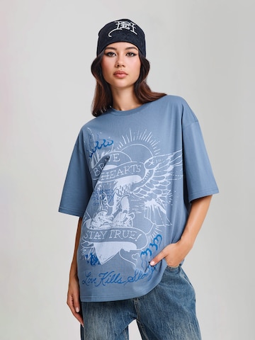 Tricou 'Brave Hearts Stay True' de la Ed Hardy pe albastru: față