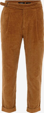 Antioch Slim fit Pleat-Front Pants in Brown: front