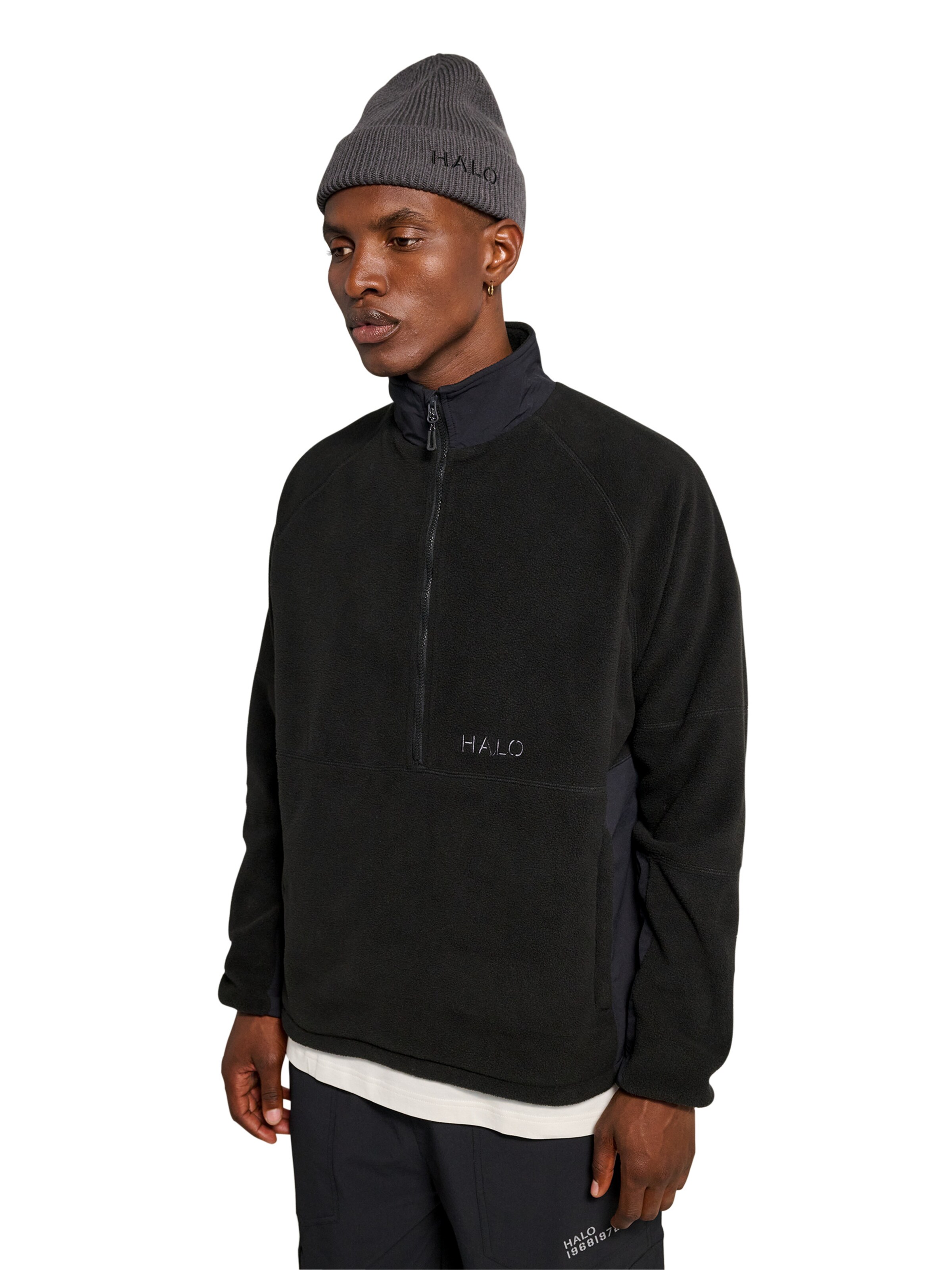 HALO Pullover in Schwarz: Vorderseite