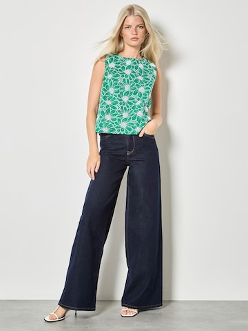 Apricot Blouse in Green