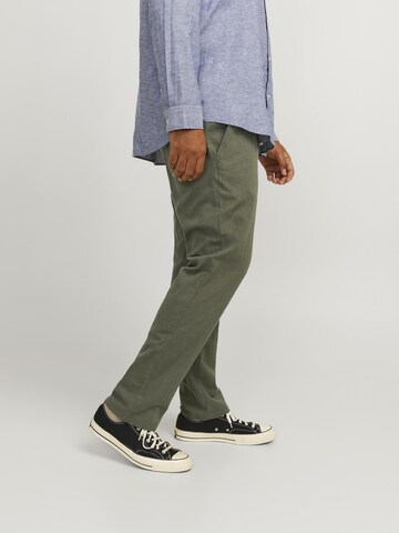 Regular Pantalon chino Jack & Jones Plus en vert