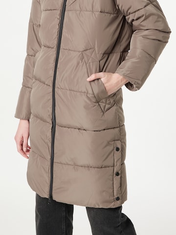 ONLY Winter coat 'AMANDA' in Brown