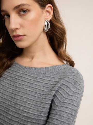 MOTIVI Trui in Grijs