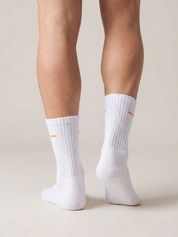 camano Socks in White