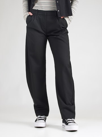 Monki Loose fit Pleat-Front Pants in Black: front