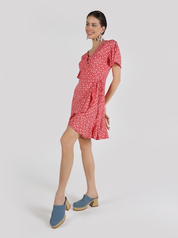 Colin's Zomerjurk in Rood: voorkant