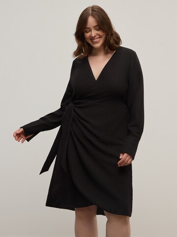 CITA MAASS Dress in Black: front